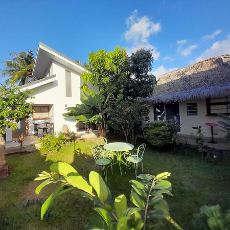 Hotel Tokerau Tahiti Pirae Exterior foto